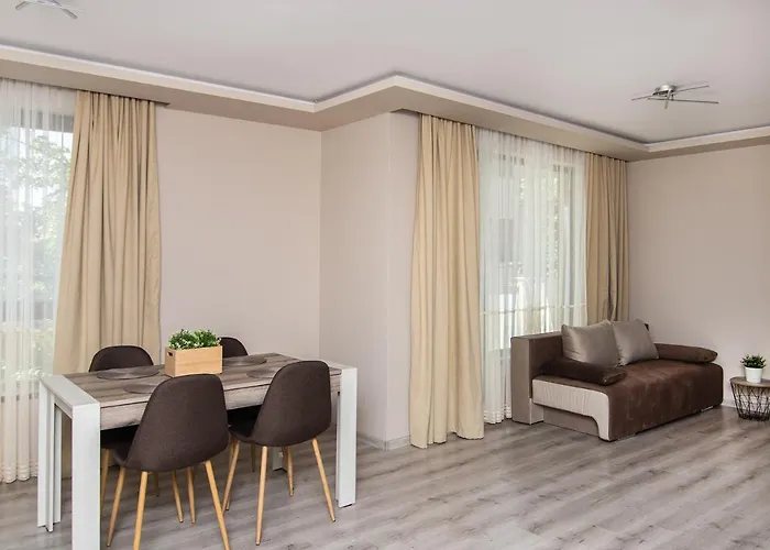 Cozy Flats Nearby Center Free Park Area Apartamento