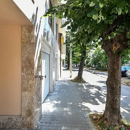 Cozy Flats Nearby Center Free Park Area * 瓦爾納