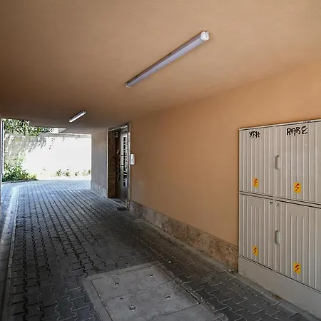 Cozy Flats Nearby Center Free Park Area Apartman