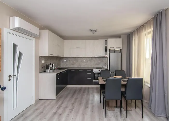 شقة Cozy Flats Nearby Center Free Park Area